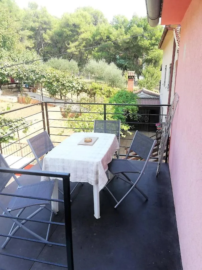 Dina Apartments Pula