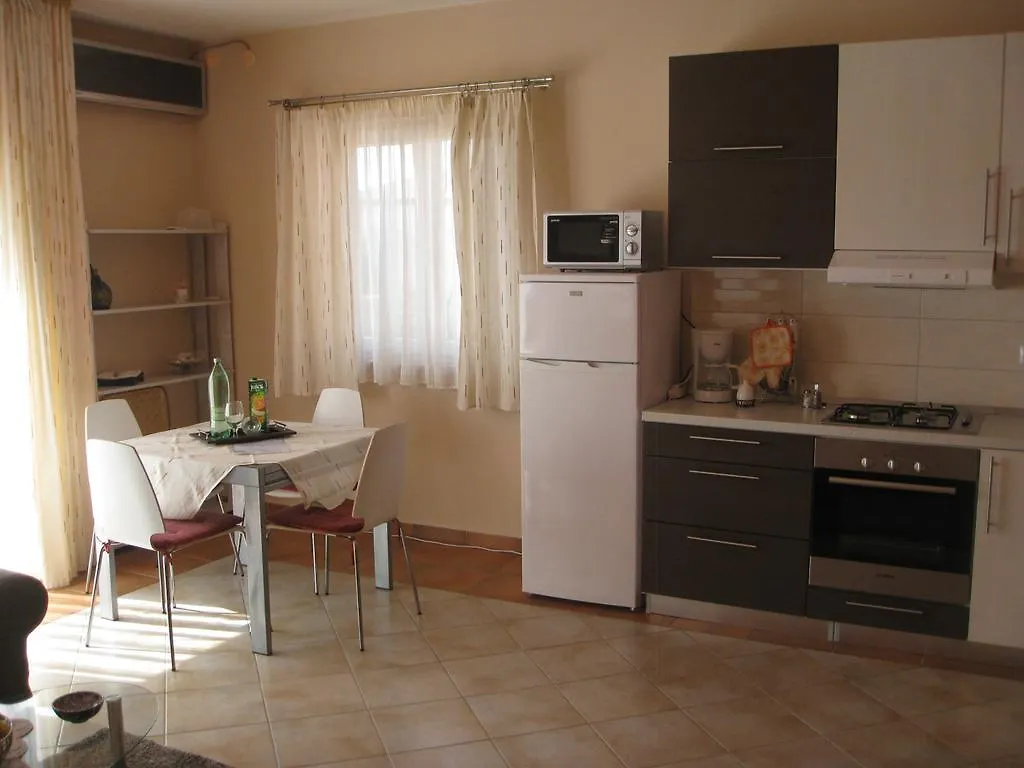 Dina Apartments Pula