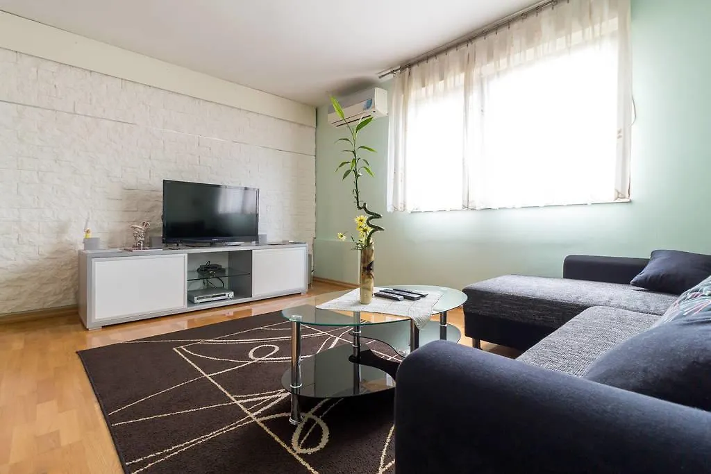 Dina Apartments Pula